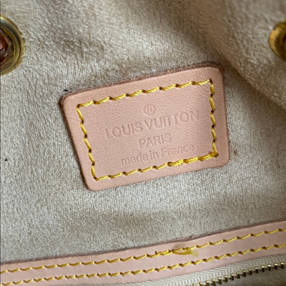 Louis Vuitton Monogram Neo Bucket Bag - Picture 9 of 10